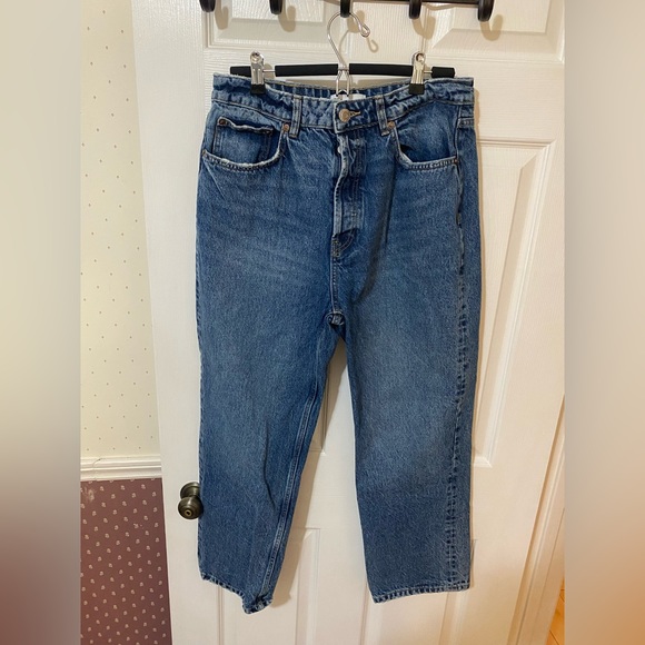 Zara jeans - Picture 2 of 2